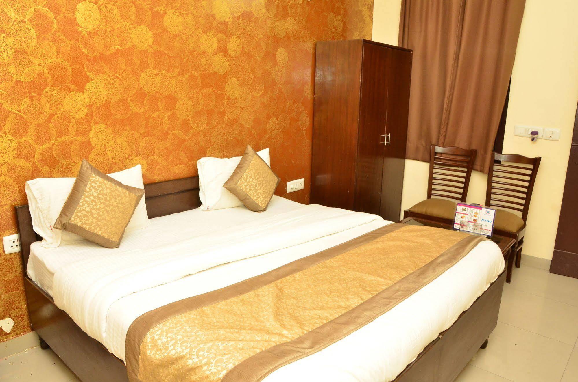 ניו דלהי Super Hotel O Global מראה חיצוני תמונה